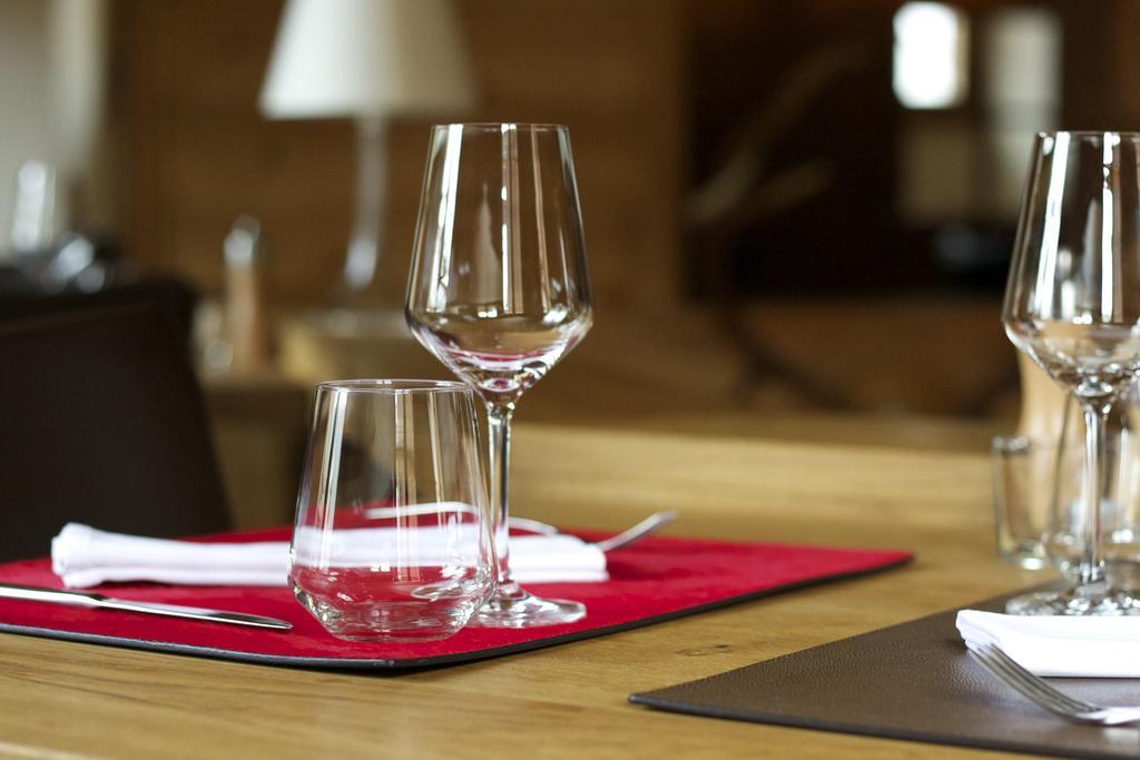 Hotel Walliserkanne Grächen Kültér fotó