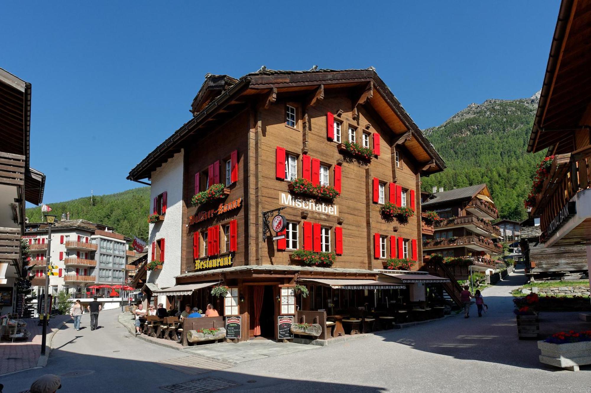 Hotel Walliserkanne Grächen Kültér fotó