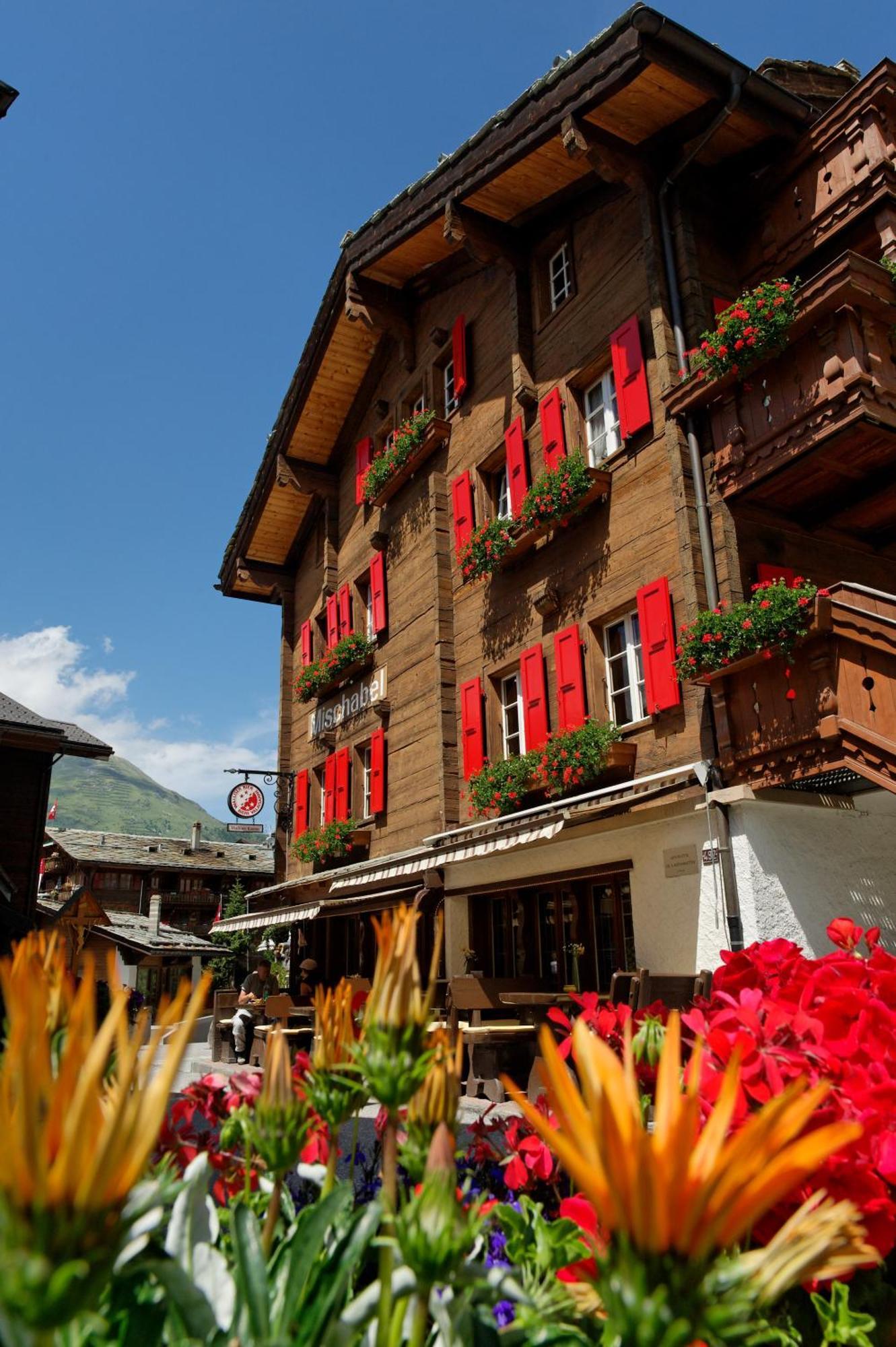 Hotel Walliserkanne Grächen Kültér fotó