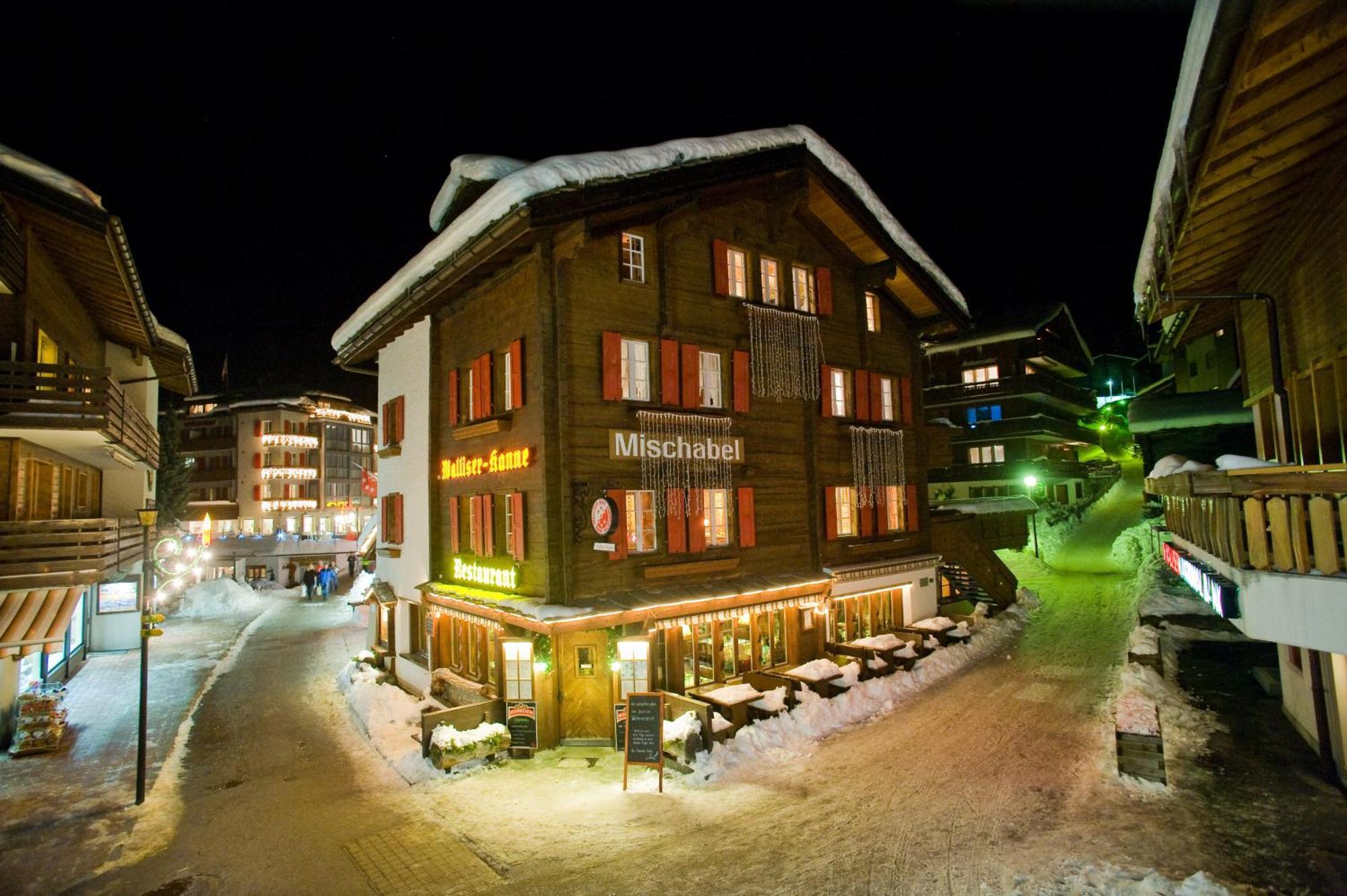 Hotel Walliserkanne Grächen Kültér fotó