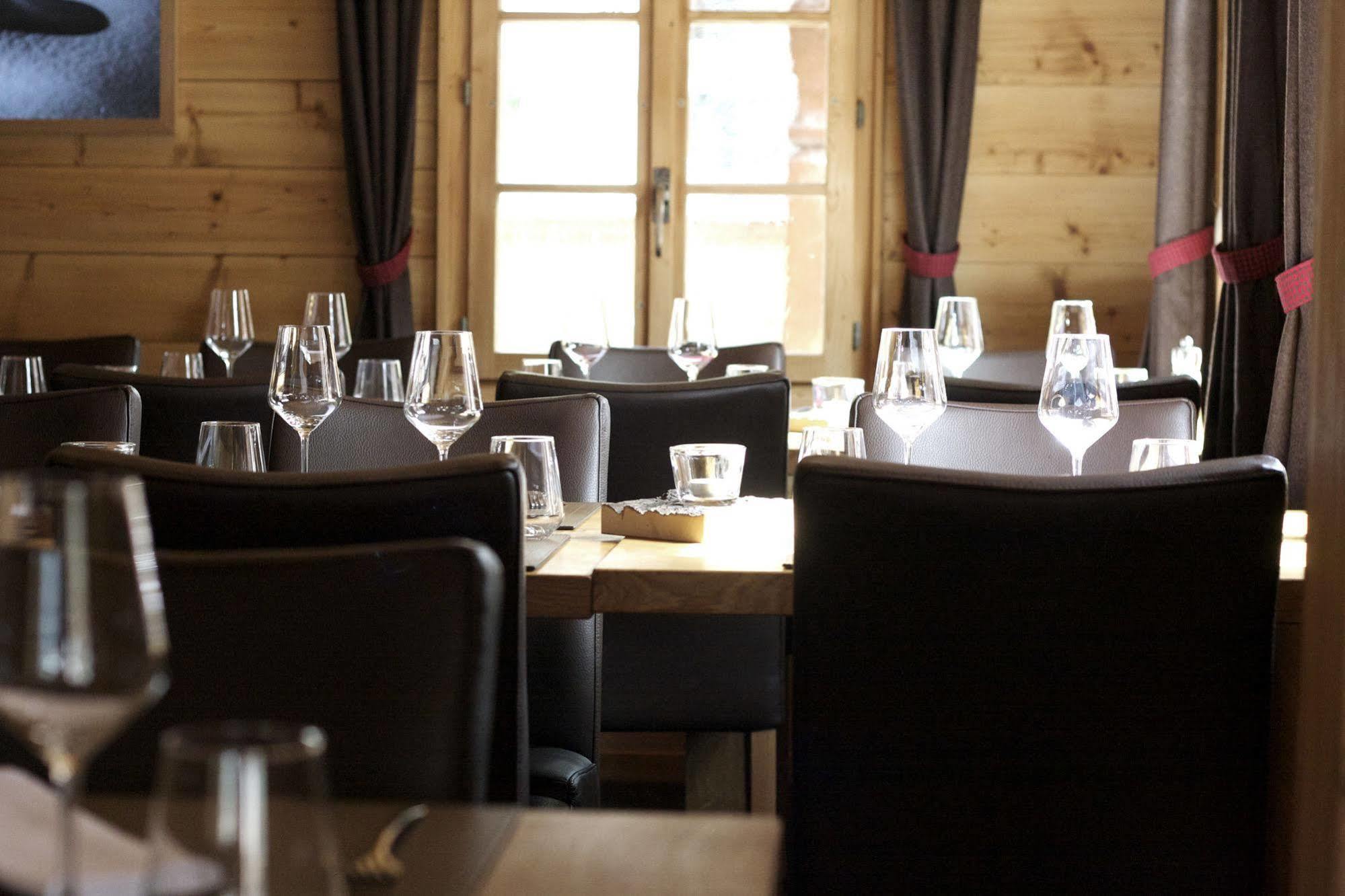 Hotel Walliserkanne Grächen Kültér fotó